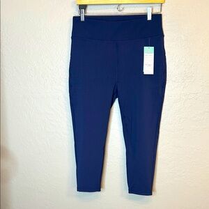 POP Fit Deep Blue Capri Yoga Pants

NWT
Navy XL

I think these run small
Box C